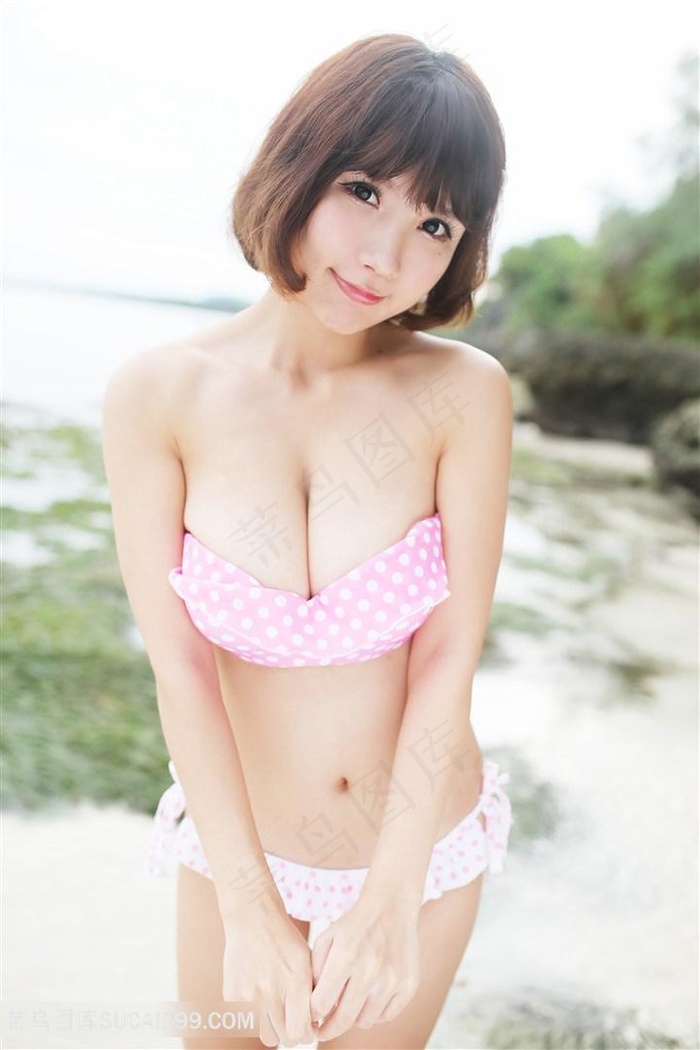 愚蠢的女人：隔壁女孩与朋友妈妈