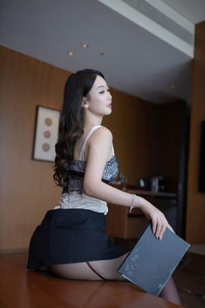 男生女生一起愁愁愁